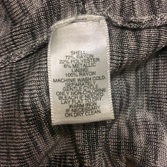 White House Black Market Woven Ruffle Top - S - Picture 6 of 6